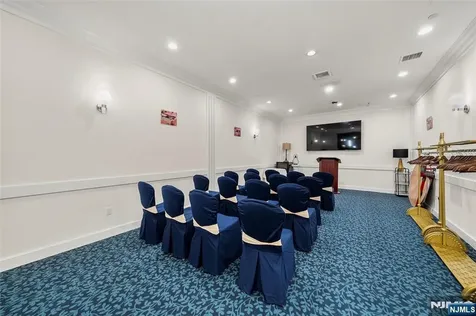 2053 Lemoine Fort Lee NJ 07024