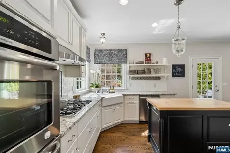 44 Millbrook Road Harding Township NJ 07976