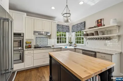 44 Millbrook Road Harding Township NJ 07976