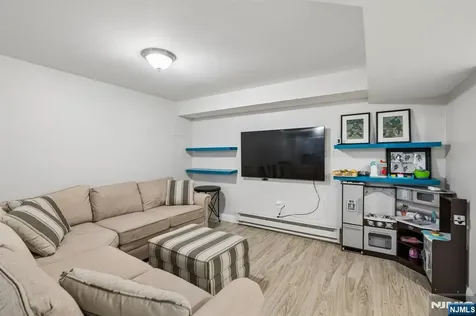 44 Millbrook Road Harding Township NJ 07976