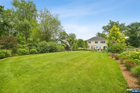 44 Millbrook Road Harding Township NJ 07976