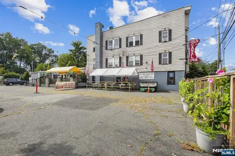 2 E Passaic Avenue Nutley NJ 07110