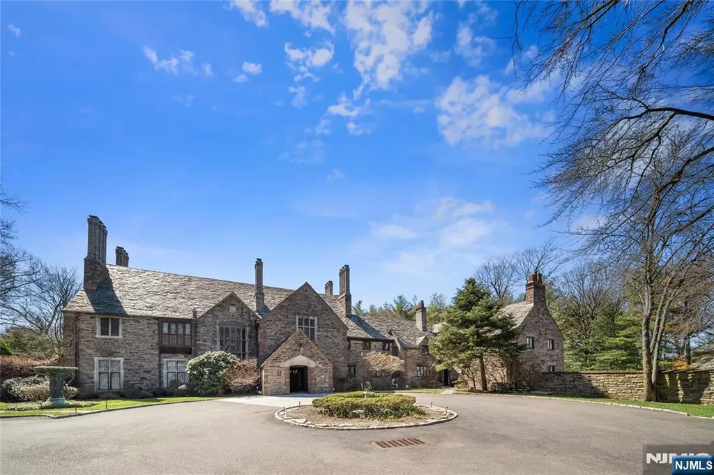 1 Byrne Lane Tenafly NJ 07670