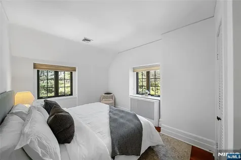 1 Byrne Lane Tenafly NJ 07670