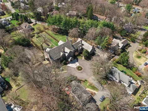 1 Byrne Lane Tenafly NJ 07670