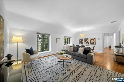 1 Byrne Lane Tenafly NJ 07670