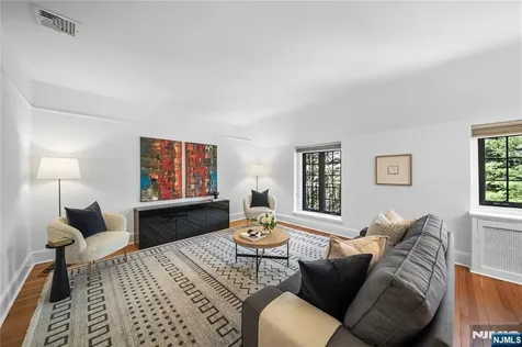 1 Byrne Lane Tenafly NJ 07670