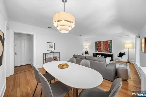 1 Byrne Lane Tenafly NJ 07670