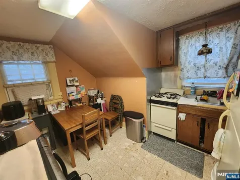 5 Bellevue Avenue Bloomfield NJ 07003