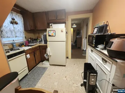 5 Bellevue Avenue Bloomfield NJ 07003