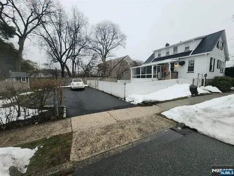 5 Bellevue Avenue Bloomfield NJ 07003