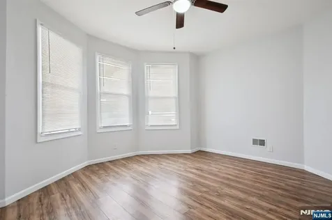 750 S 17th Street Newark NJ 07103