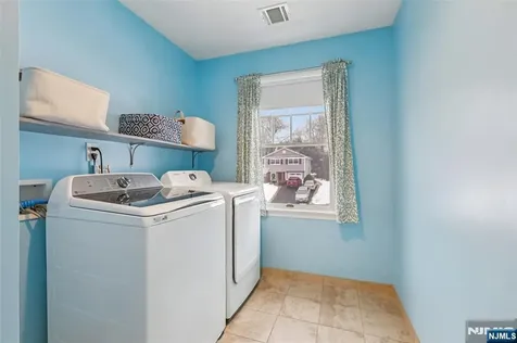 303 Pershing Avenue Ridgewood NJ 07450