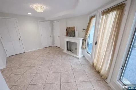 416 Oncrest Terrace Cliffside Park NJ 07010
