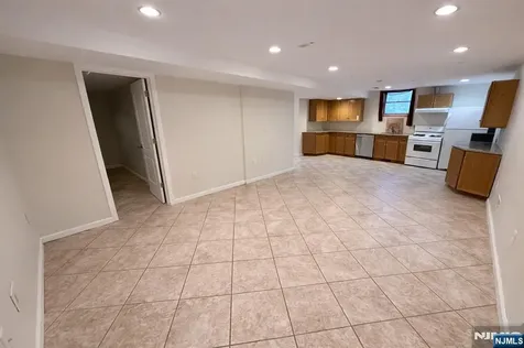 416 Oncrest Terrace Cliffside Park NJ 07010