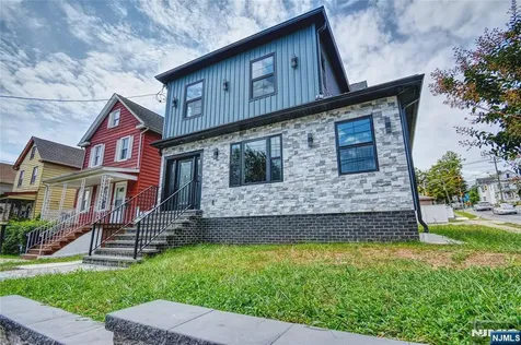 72 Hille Place Ridgefield Park NJ 07660