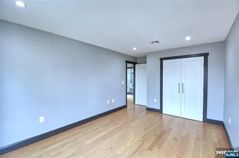 72 Hille Place Ridgefield Park NJ 07660