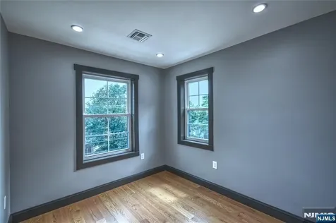 72 Hille Place Ridgefield Park NJ 07660