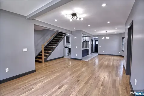 72 Hille Place Ridgefield Park NJ 07660