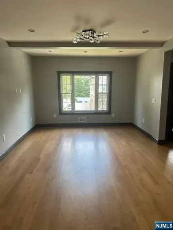 72 Hille Place Ridgefield Park NJ 07660