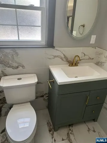 72 Hille Place Ridgefield Park NJ 07660