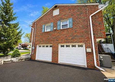 274 Seton Hall Drive Paramus NJ 07652