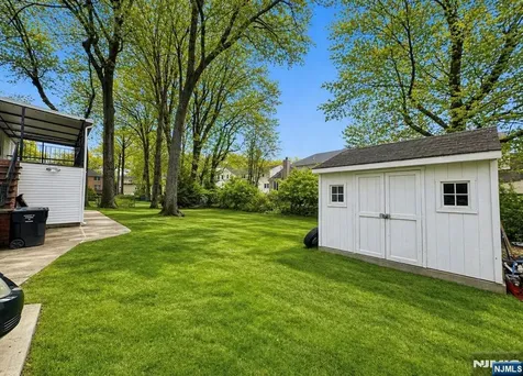 274 Seton Hall Drive Paramus NJ 07652
