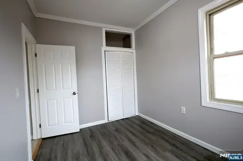 308 Milburn Avenue Lyndhurst NJ 07071