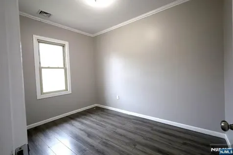 308 Milburn Avenue Lyndhurst NJ 07071