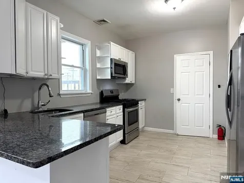 308 Milburn Avenue Lyndhurst NJ 07071