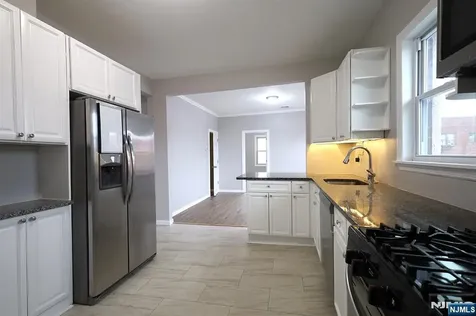 308 Milburn Avenue Lyndhurst NJ 07071
