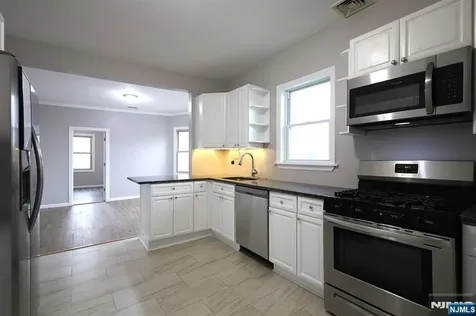 308 Milburn Avenue Lyndhurst NJ 07071
