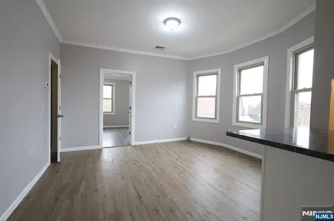 308 Milburn Avenue Lyndhurst NJ 07071