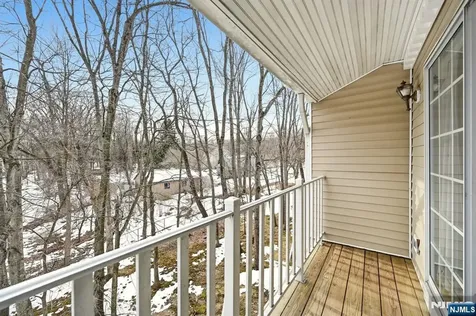 130 Raintree Lane Mahwah NJ 07430
