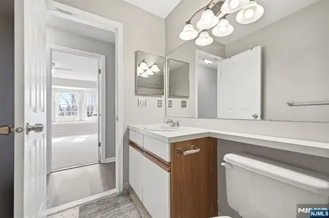 130 Raintree Lane Mahwah NJ 07430