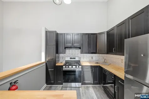 130 Raintree Lane Mahwah NJ 07430