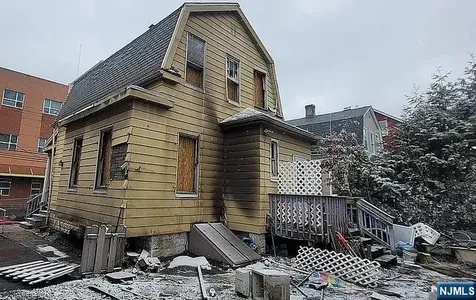 176 Madison Avenue Irvington NJ 07111