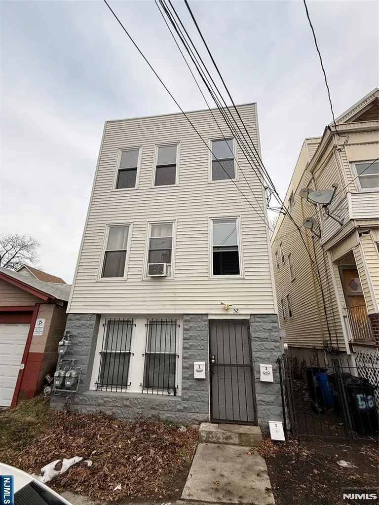 52 Montrose Terrace Irvington NJ 07111