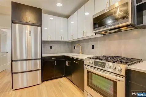 623 38th Street Union City NJ 07087