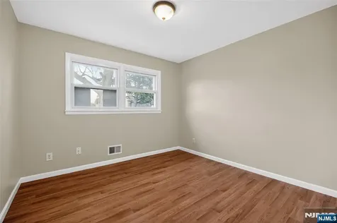 340 Old Post Road Edison NJ 08817