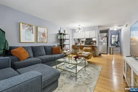 25 Willow Wood Square East Rutherford NJ 07073