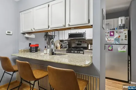 25 Willow Wood Square East Rutherford NJ 07073