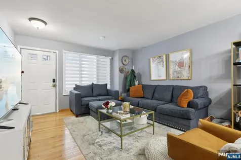 25 Willow Wood Square East Rutherford NJ 07073