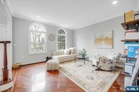 57 Merrifield Way Cresskill NJ 07626