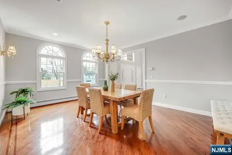 57 Merrifield Way Cresskill NJ 07626