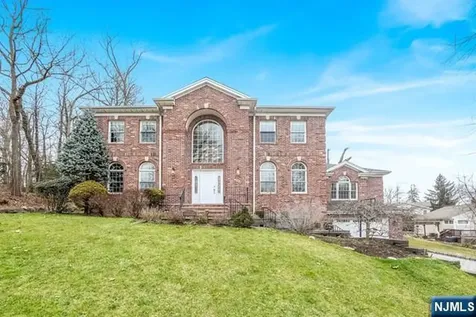 57 Merrifield Way Cresskill NJ 07626