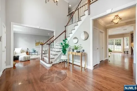 57 Merrifield Way Cresskill NJ 07626
