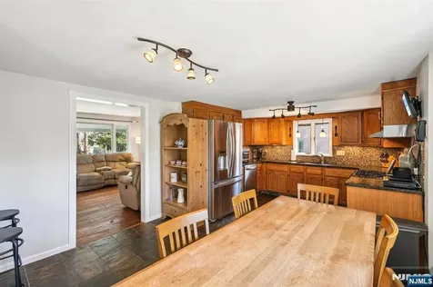 454 Northern Parkway Ridgewood NJ 07450