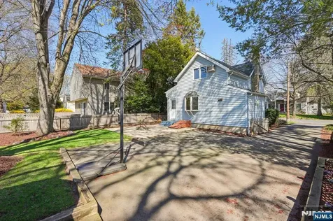 454 Northern Parkway Ridgewood NJ 07450
