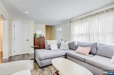46A Walnut Pompton Lakes NJ 07442